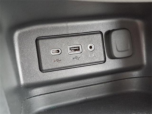 used 2020 Chevrolet Equinox car, priced at $18,094