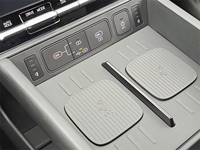 used 2025 Hyundai SANTA FE HEV car, priced at $48,237