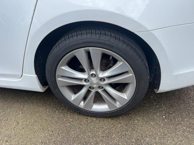 used 2014 Chevrolet Cruze car, priced at $8,994