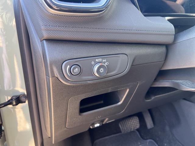 used 2025 Chevrolet TrailBlazer car, priced at $22,469