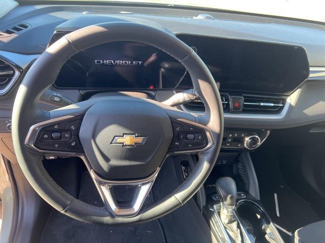 used 2025 Chevrolet TrailBlazer car, priced at $22,469