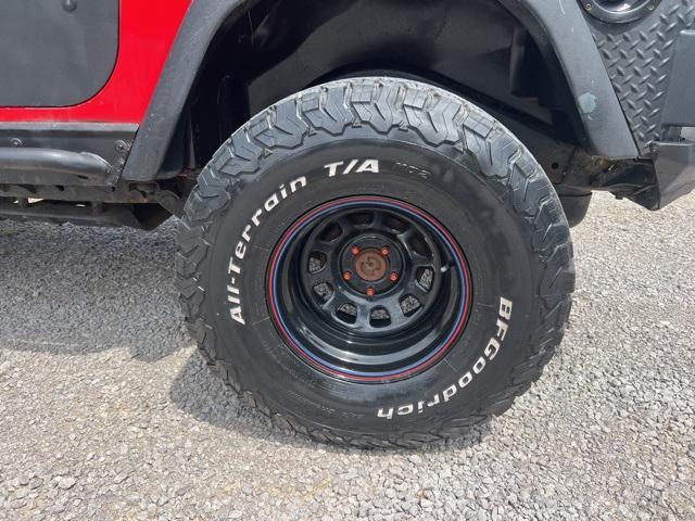 used 2005 Jeep Wrangler car, priced at $10,750