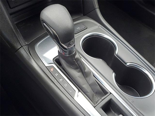 used 2023 Chevrolet Equinox car, priced at $23,999