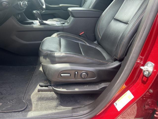 used 2020 Chevrolet Traverse car, priced at $29,991