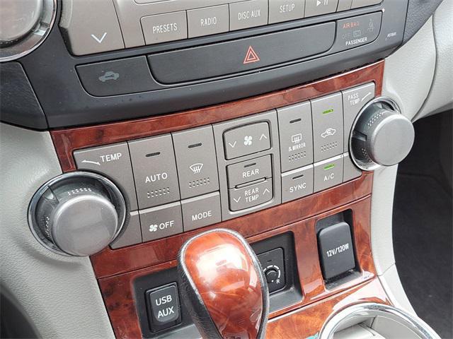 used 2012 Toyota Highlander car, priced at $10,715