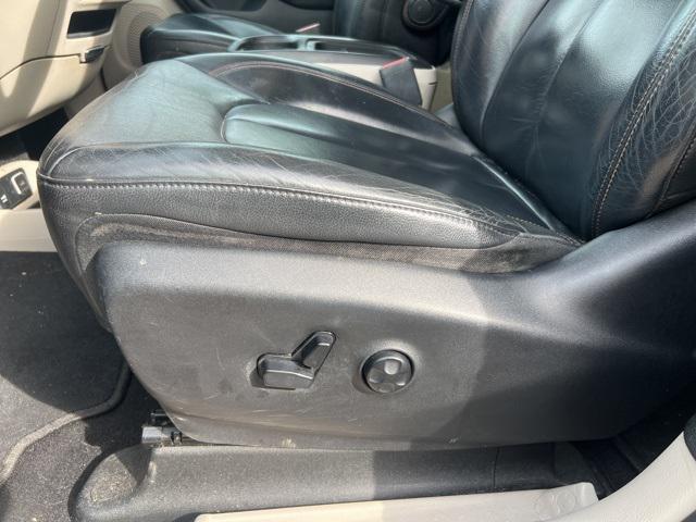 used 2017 Chrysler Pacifica car, priced at $11,899