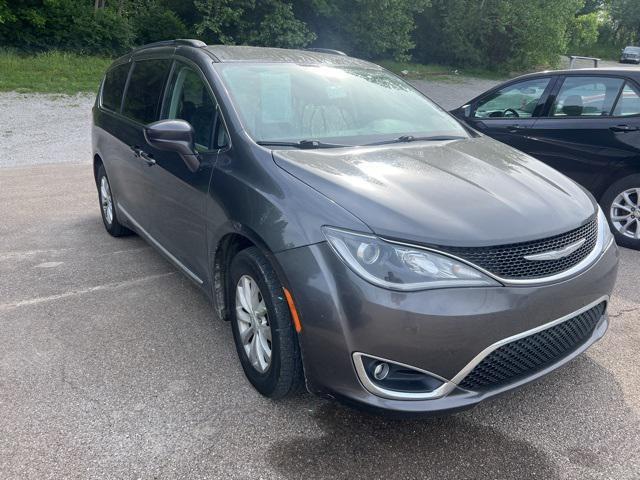 used 2017 Chrysler Pacifica car, priced at $11,899