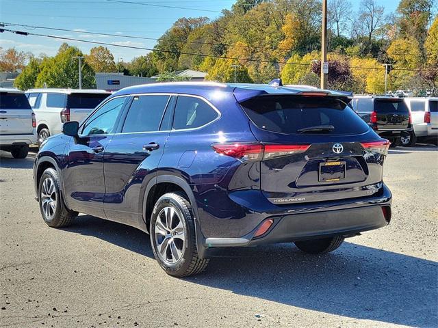 used 2020 Toyota Highlander car, priced at $28,601