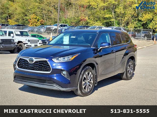 used 2020 Toyota Highlander car, priced at $28,601