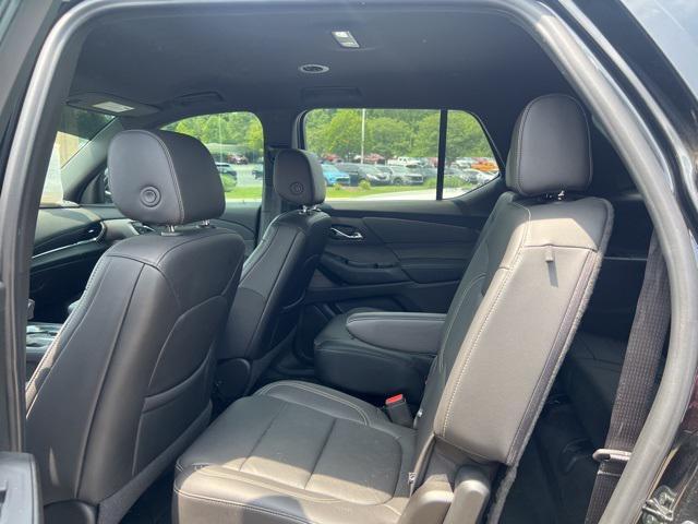 used 2022 Chevrolet Traverse car, priced at $32,748