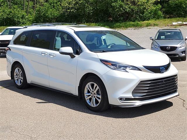 used 2022 Toyota Sienna car, priced at $46,229