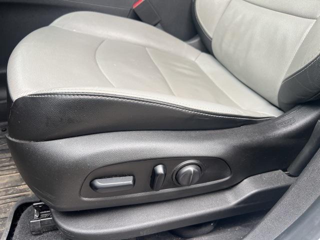 used 2021 Chevrolet Equinox car, priced at $19,799