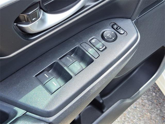 used 2020 Honda CR-V car, priced at $24,412