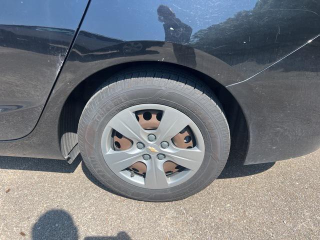 used 2018 Chevrolet Cruze car, priced at $11,923