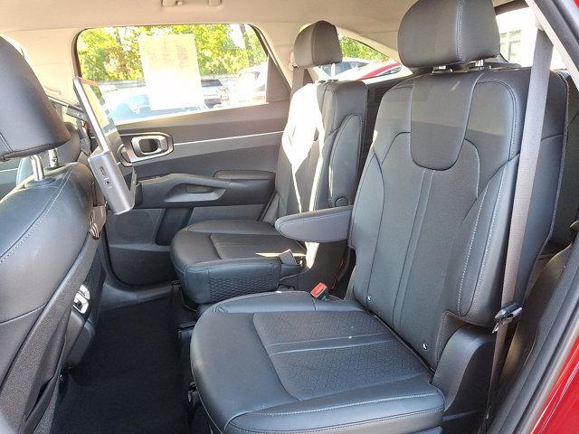 used 2023 Kia Sorento Hybrid car, priced at $30,495