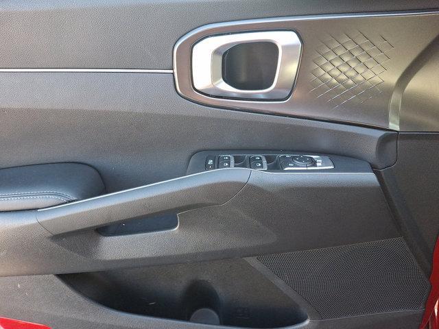 used 2023 Kia Sorento Hybrid car, priced at $30,495