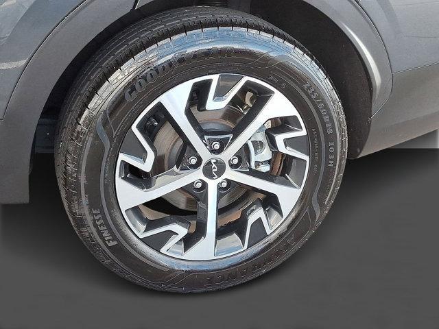 used 2024 Kia Sportage Hybrid car, priced at $29,292