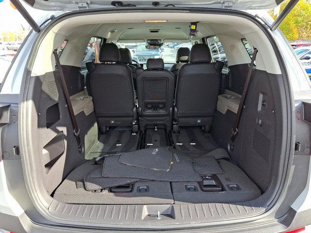 used 2025 Kia Carnival car, priced at $39,500