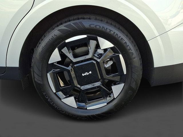 used 2025 Kia Carnival car, priced at $39,500