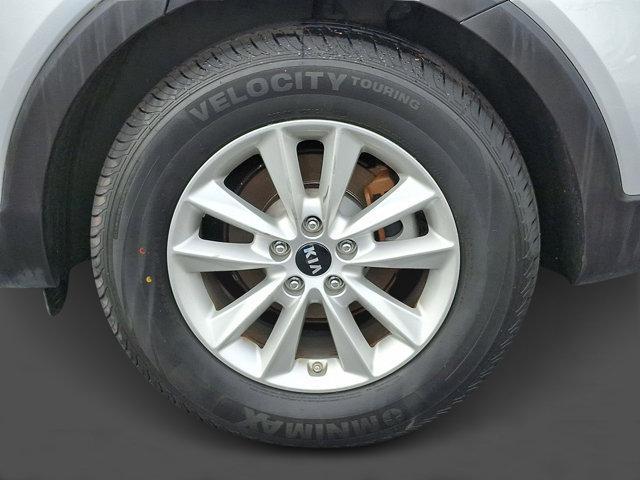 used 2019 Kia Sorento car, priced at $14,131