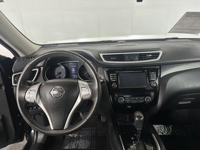 used 2016 Nissan Rogue car, priced at $13,136
