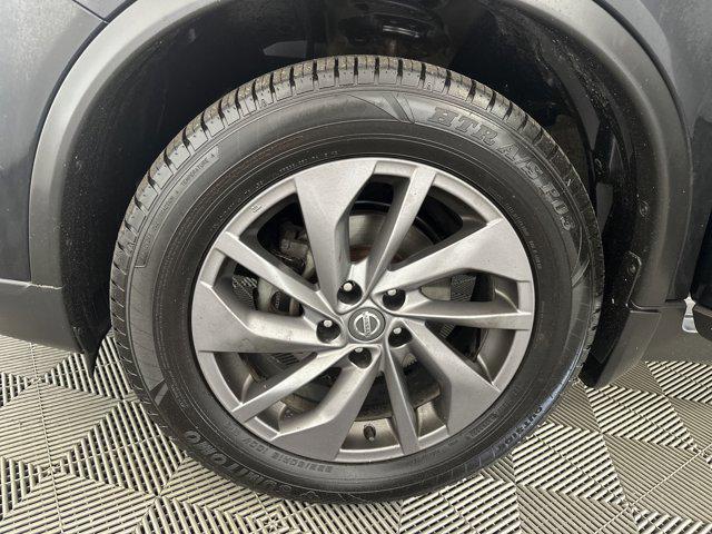 used 2016 Nissan Rogue car, priced at $13,136