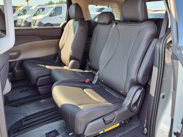 new 2026 Kia Carnival Hybrid car, priced at $48,938