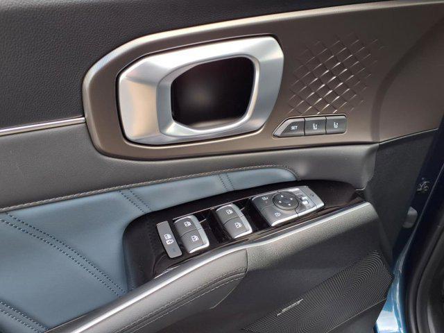 new 2025 Kia Sorento Hybrid car, priced at $47,336