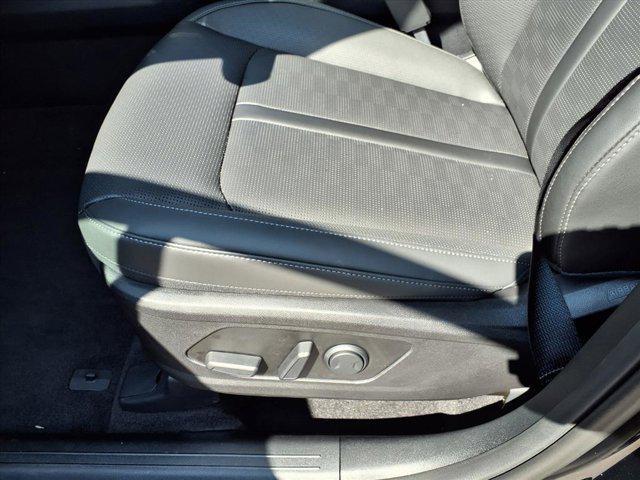 new 2026 Kia Sorento car, priced at $43,801