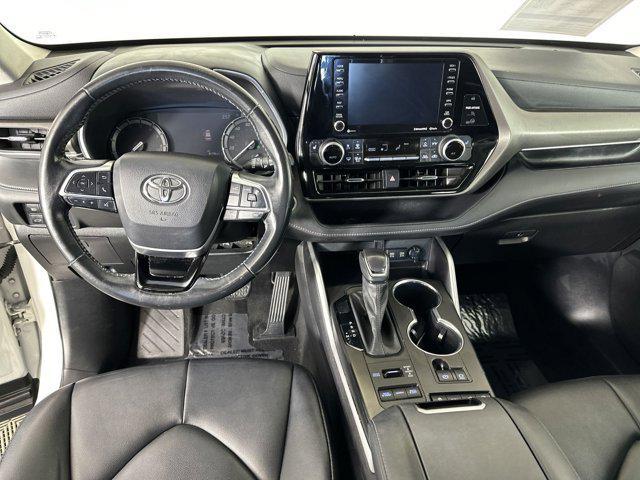 used 2021 Toyota Highlander car, priced at $29,738