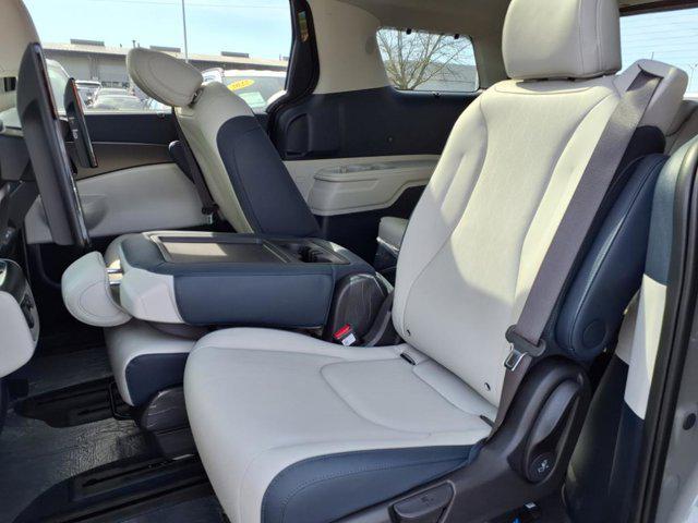 new 2025 Kia Carnival car, priced at $49,624