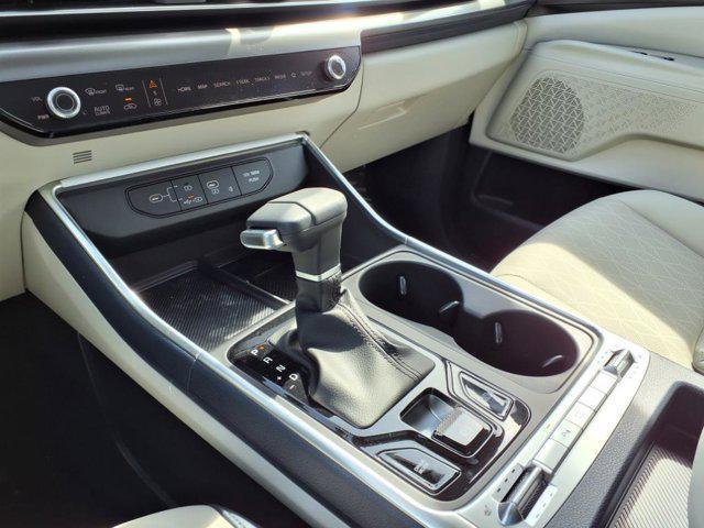 new 2025 Kia Carnival car, priced at $49,624