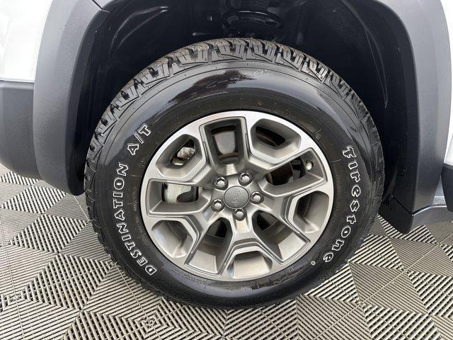 used 2022 Jeep Cherokee car, priced at $26,040