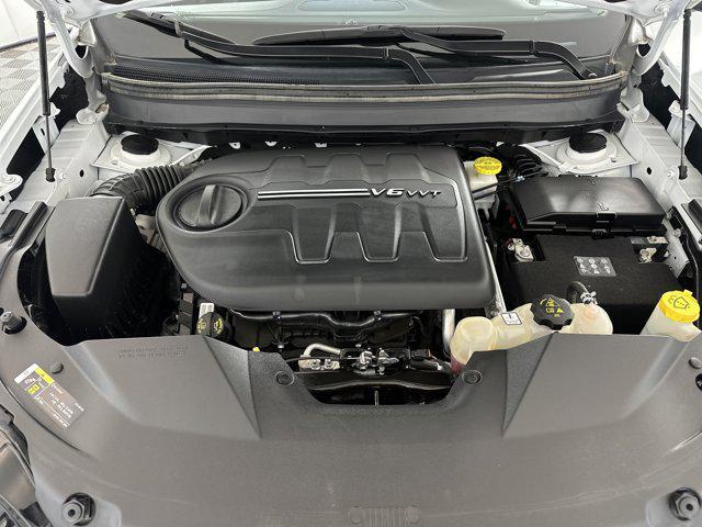 used 2022 Jeep Cherokee car, priced at $26,040