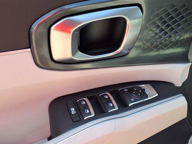 new 2025 Kia Sorento car, priced at $37,871