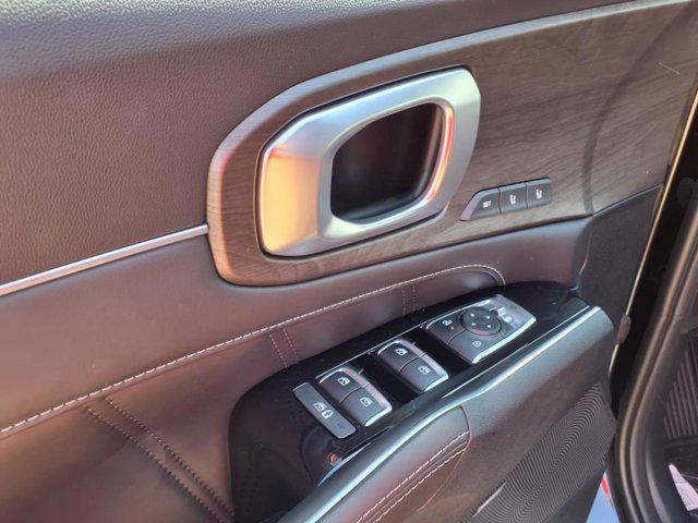 new 2025 Kia Sorento car, priced at $46,165