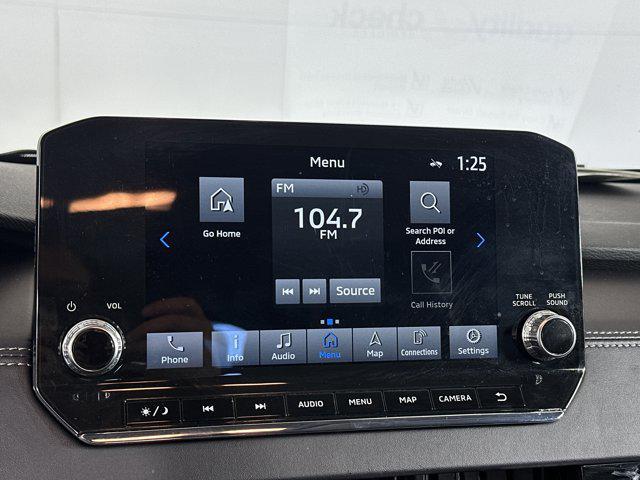 used 2024 Mitsubishi Outlander car, priced at $23,362