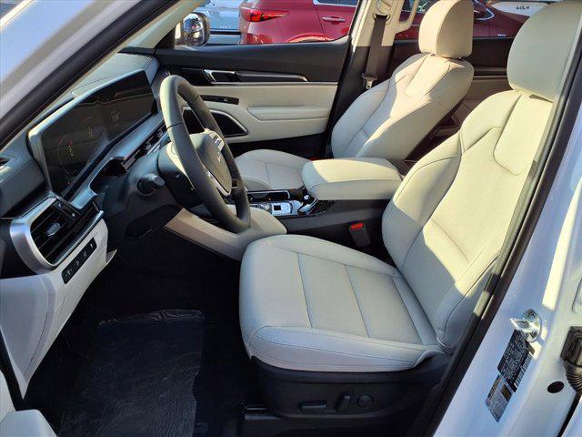 new 2025 Kia Telluride car, priced at $42,318
