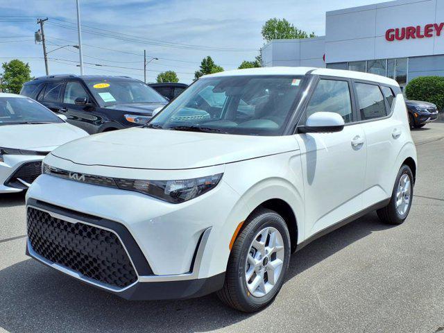new 2025 Kia Soul car, priced at $22,007