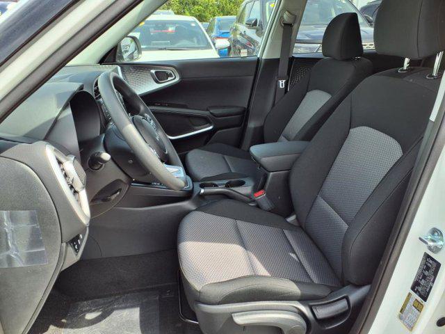new 2025 Kia Soul car, priced at $22,007