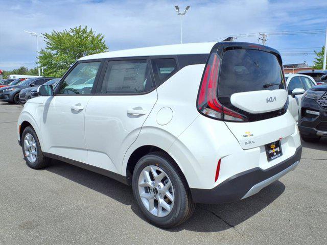 new 2025 Kia Soul car, priced at $22,007