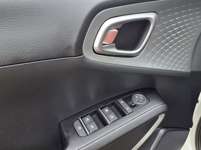 new 2025 Kia Soul car, priced at $22,007