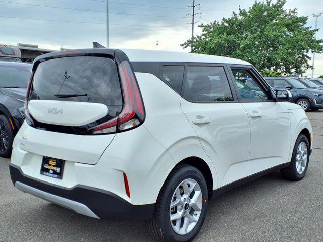 new 2025 Kia Soul car, priced at $22,007