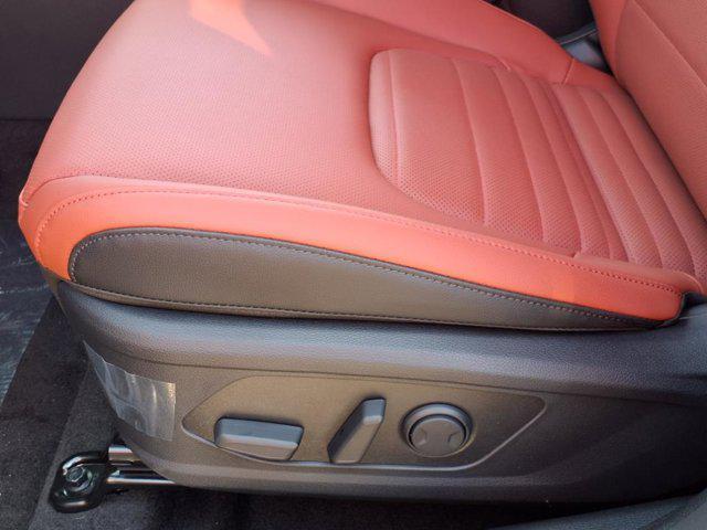 new 2025 Kia Sportage Hybrid car, priced at $38,962