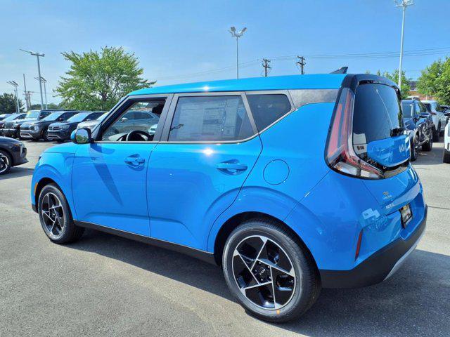 new 2025 Kia Soul car, priced at $25,342