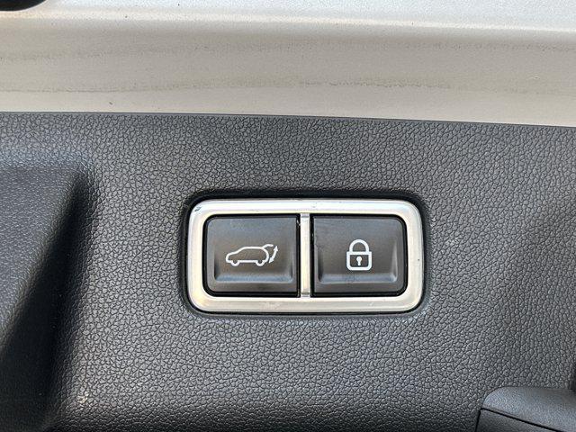 used 2022 Kia Sorento car, priced at $29,602