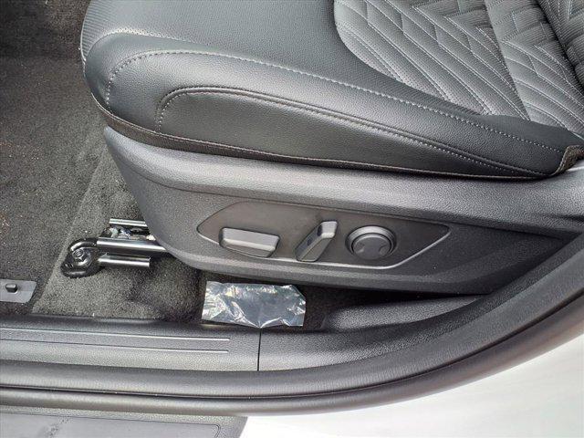 new 2026 Kia Sportage car, priced at $39,150