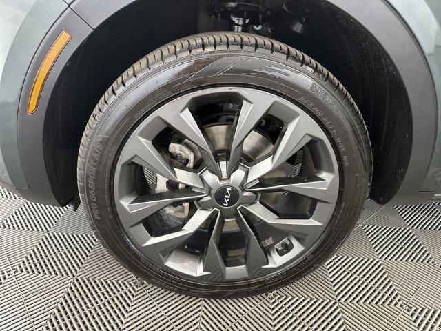 used 2022 Kia Sorento car, priced at $32,674