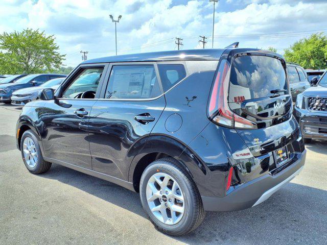 new 2025 Kia Soul car, priced at $22,007