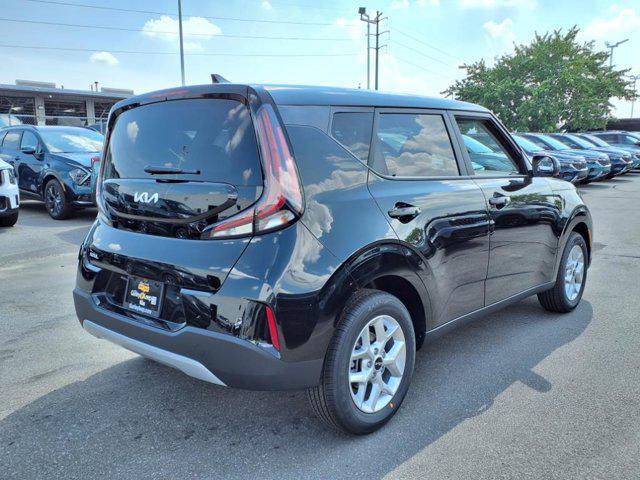 new 2025 Kia Soul car, priced at $22,007